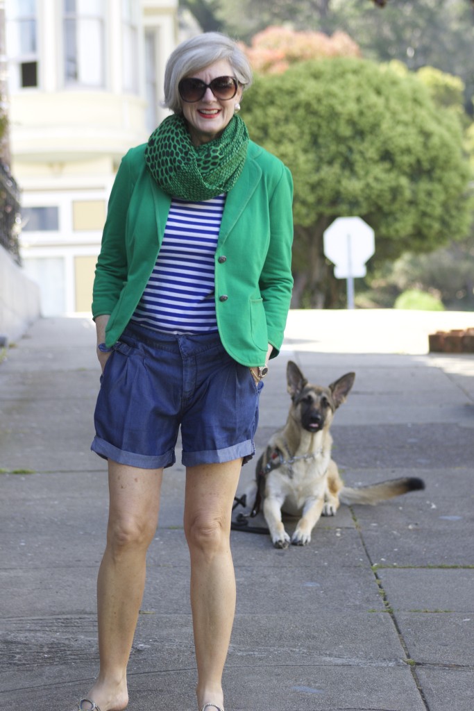 neutral navy