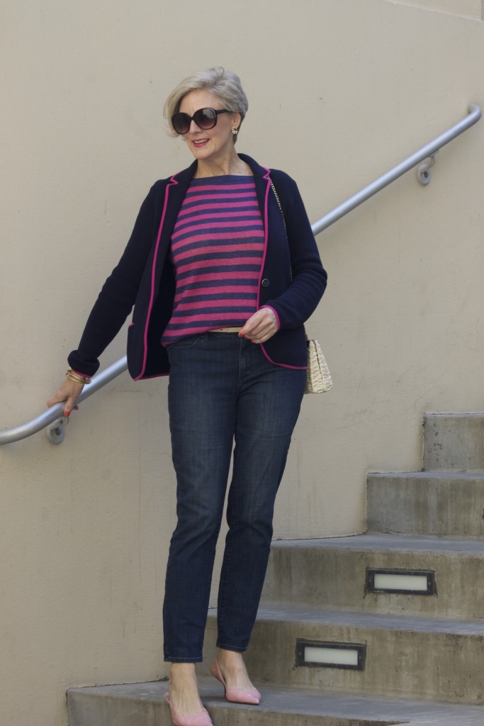 neutral navy