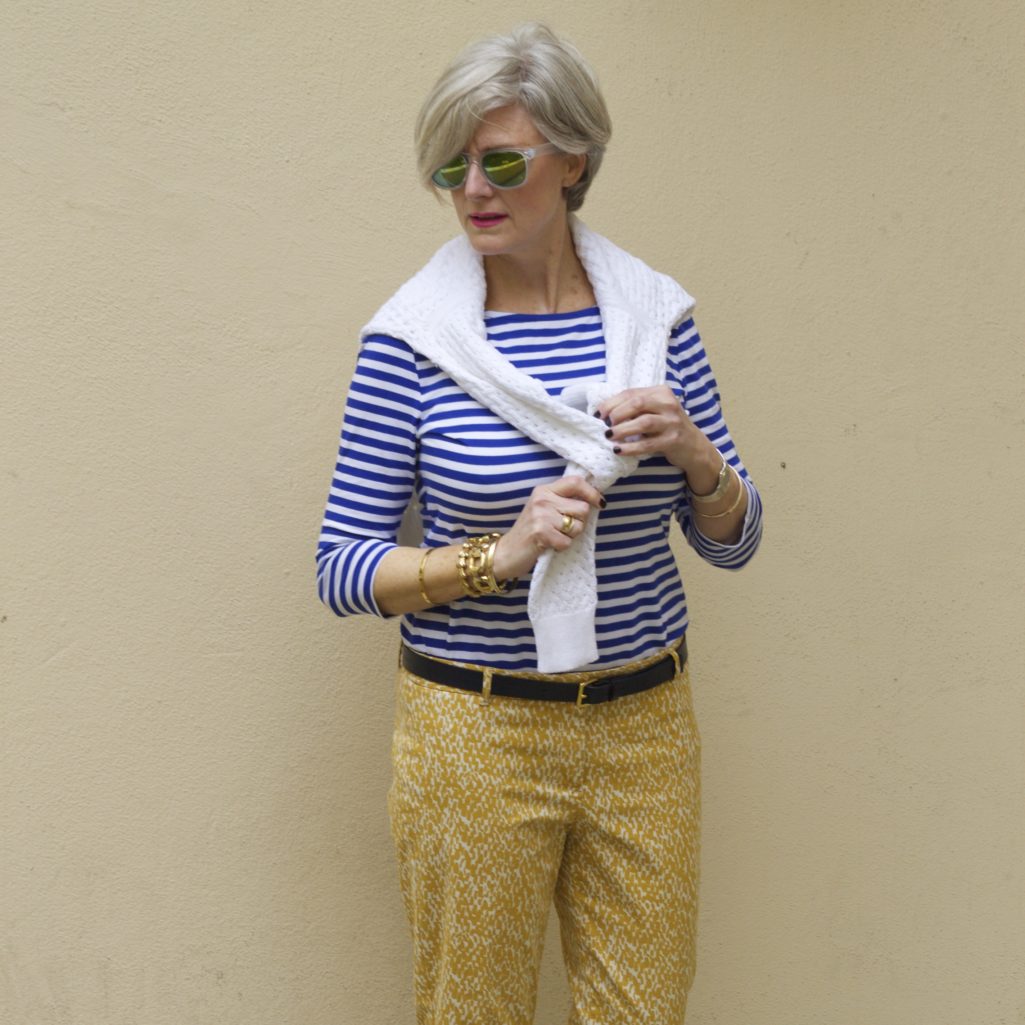 neutral navy