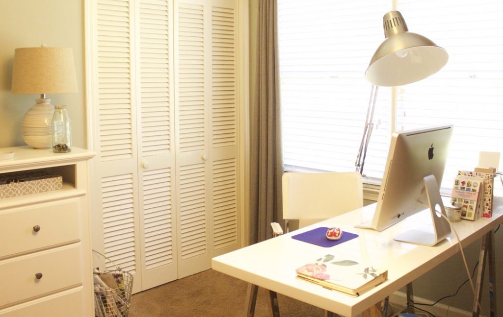 3 easy steps to organize your closet