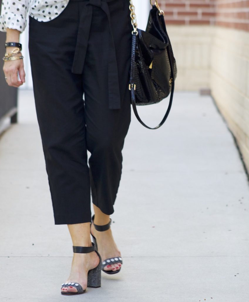 polka dots and linen pants