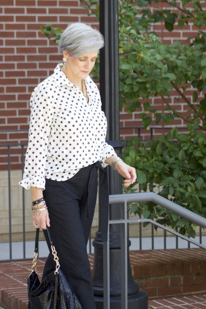 polka dots and linen pants
