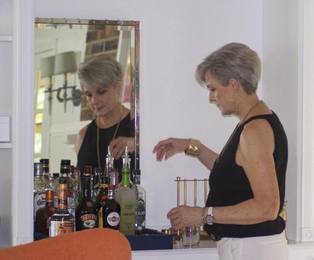 how to set up a bar