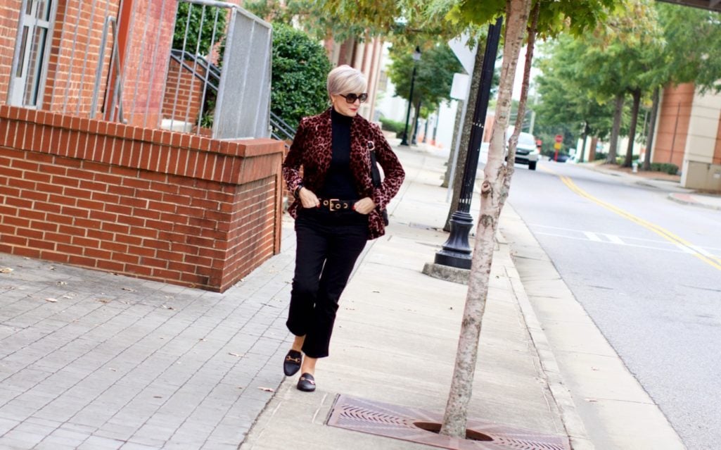 how to wear leopard