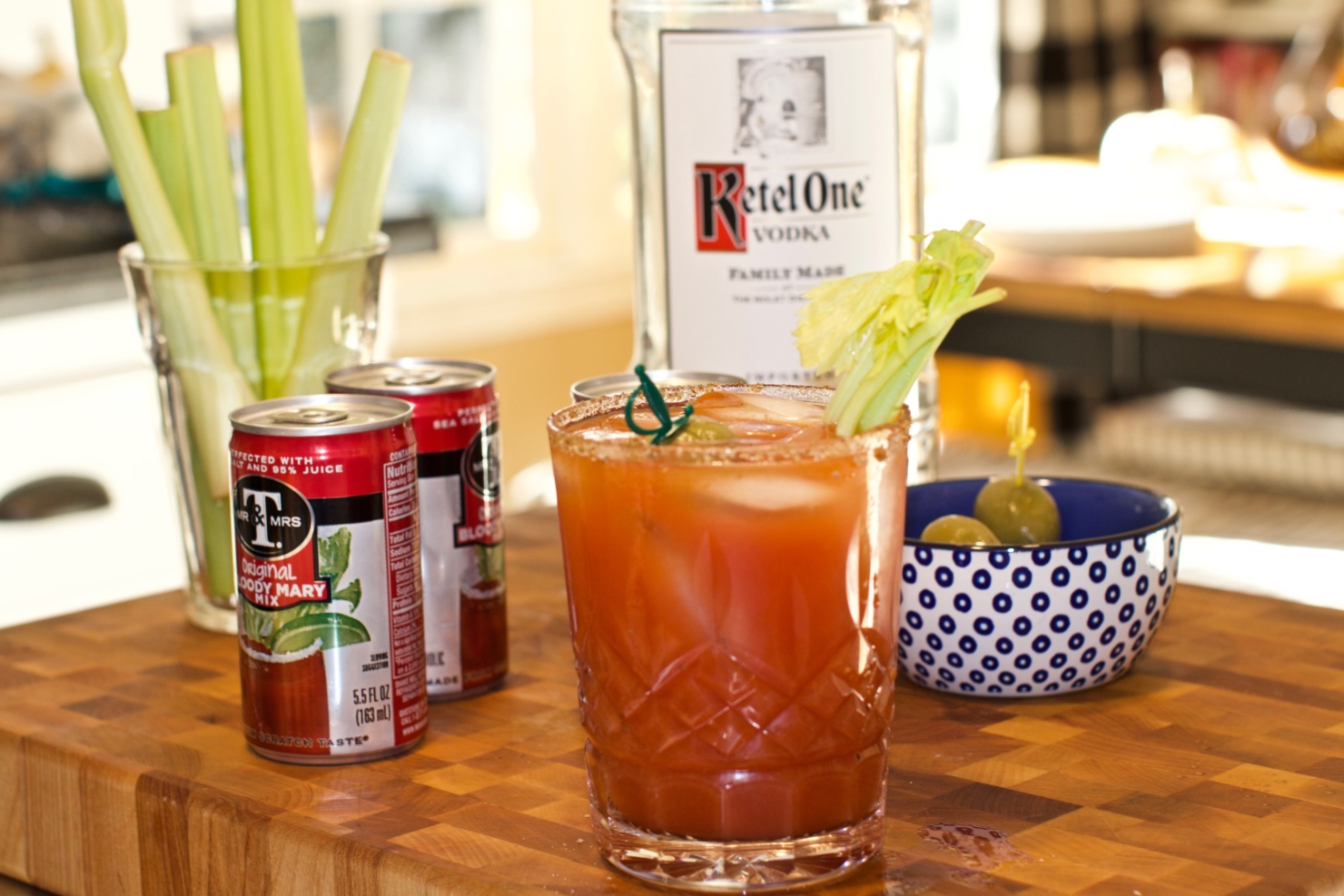 fridays with oscar | brunch