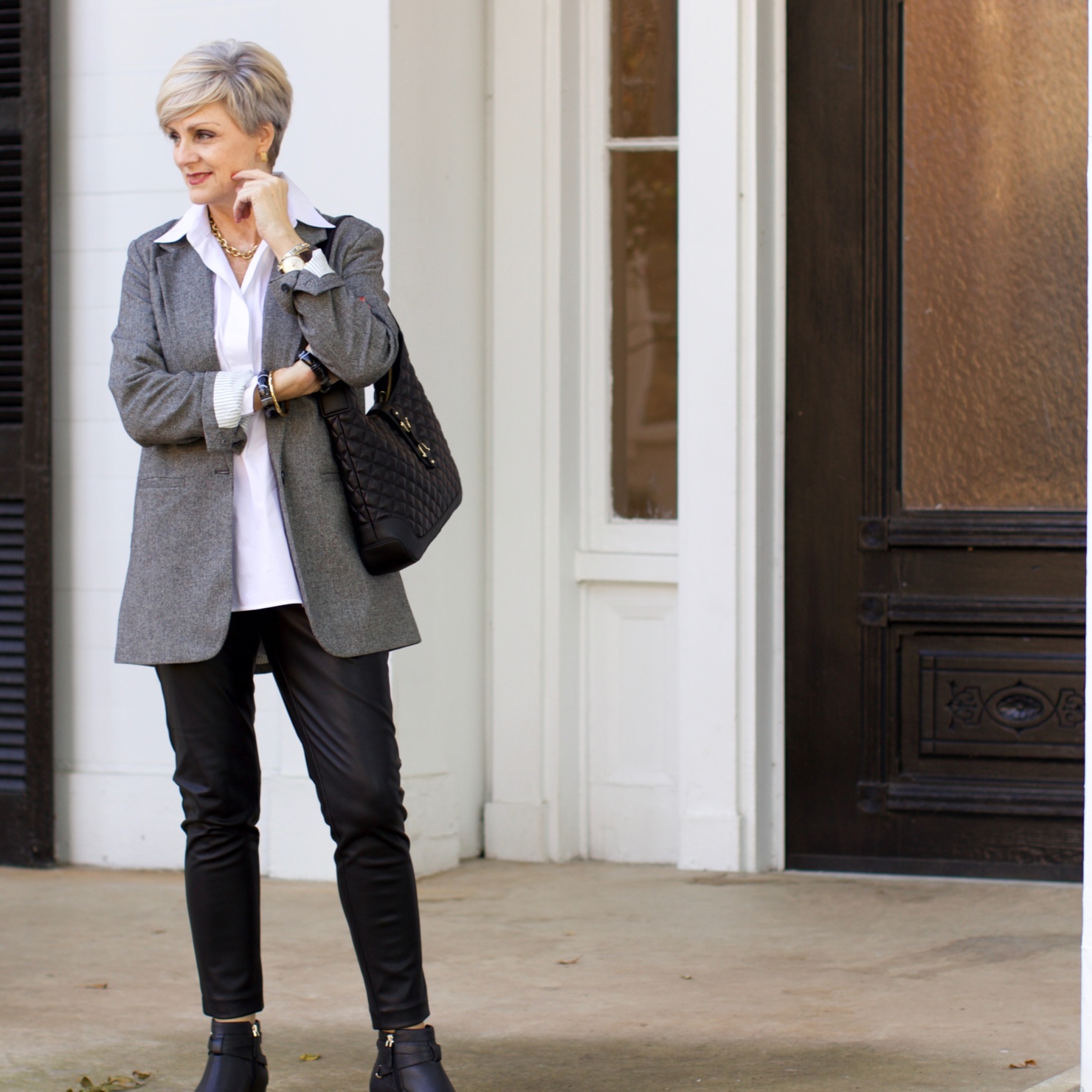 how to wear leggings - Style At A Certain Age