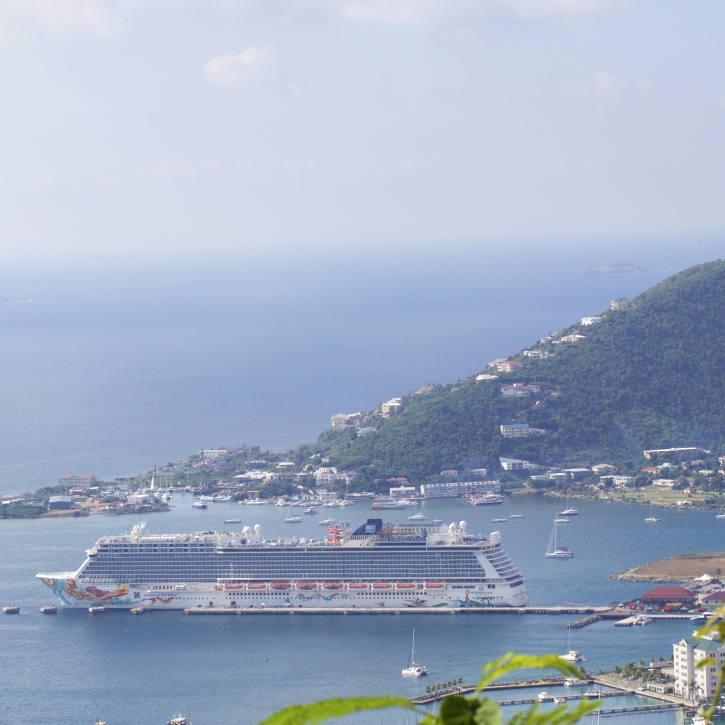 what to wear when you go ashore