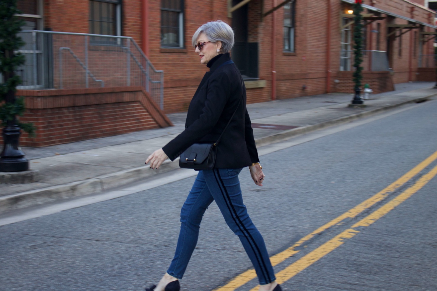 beth from style at a certain age wears tuxedo denim from Ann Taylor, cashmere turtleneck from Everlane and Parker blazer from J.Crew