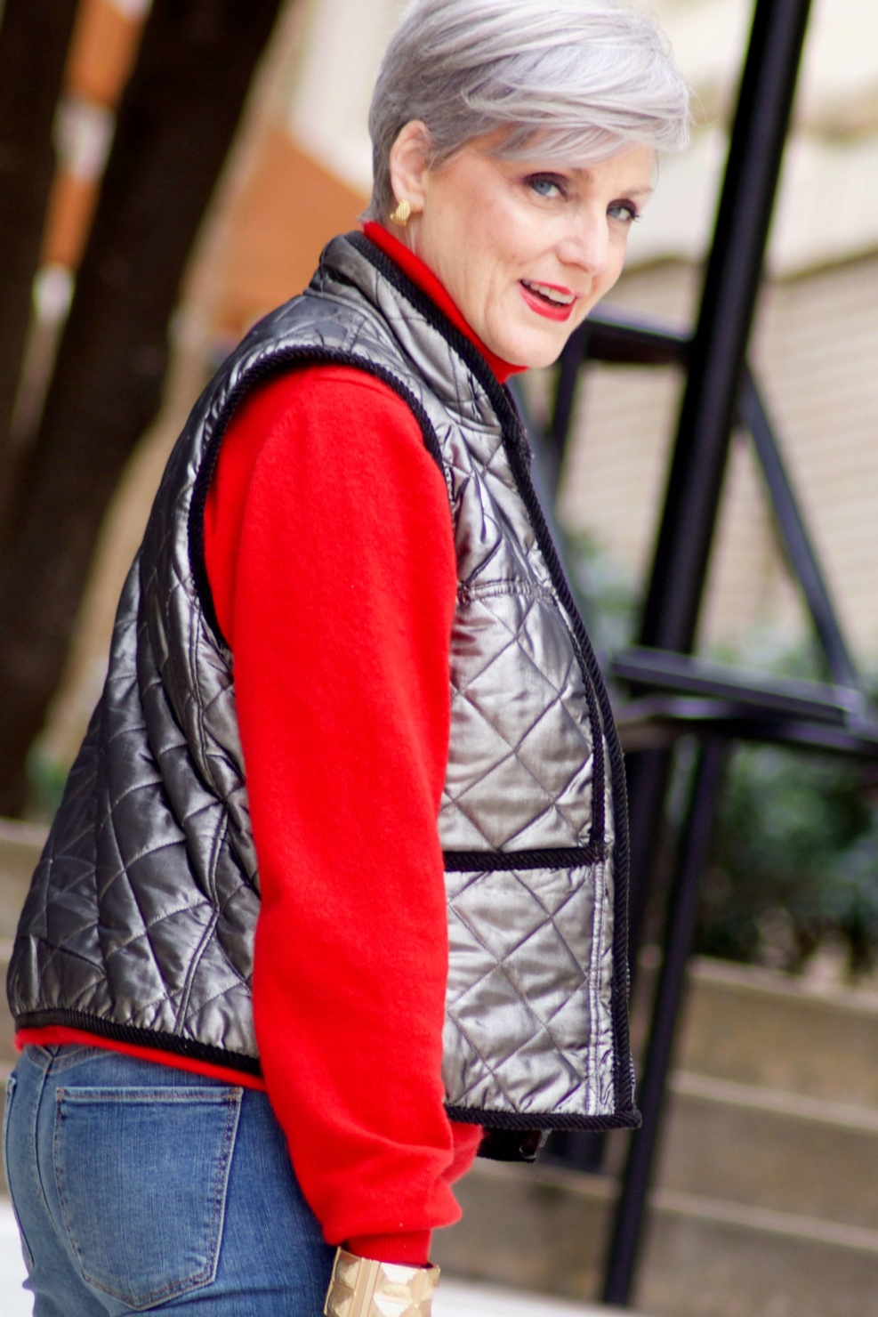 beth from Style at a Certain Age wears five classic winter essentials