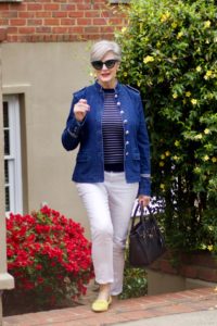 denim officer jacket | how to wear jean jackets