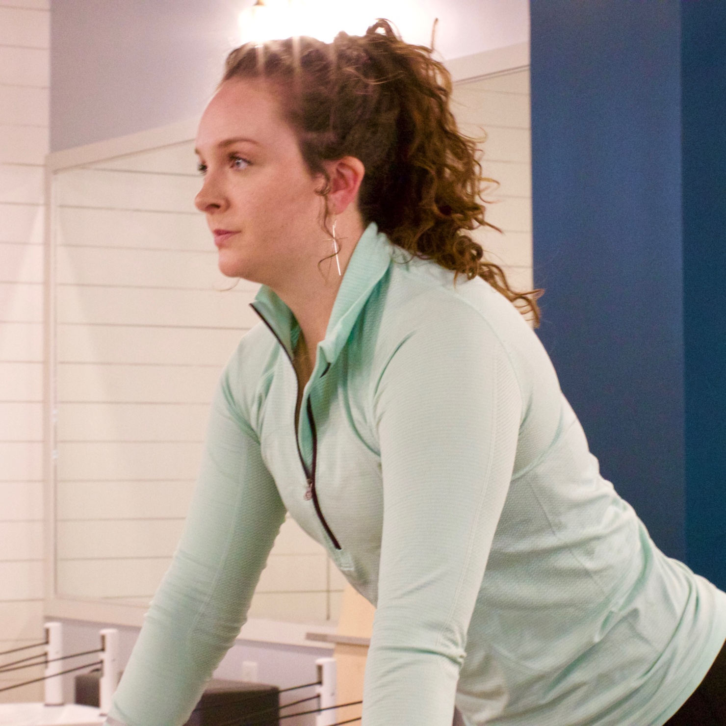what is a pilates reformer class
