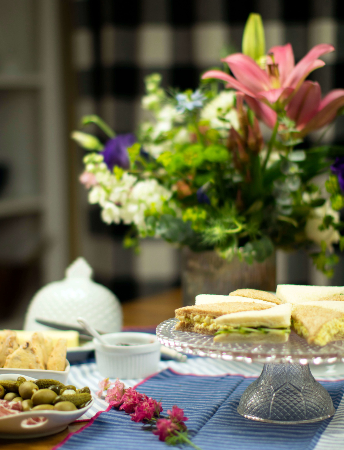 egg salad sandwiches