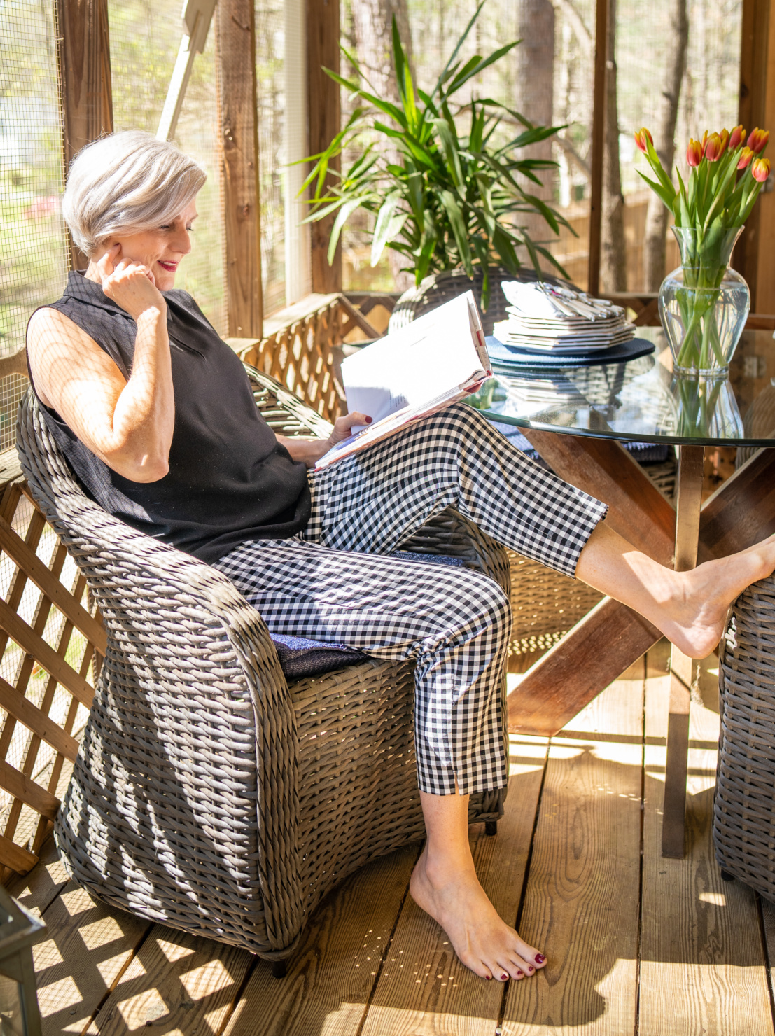 how to host a virtual dinner party