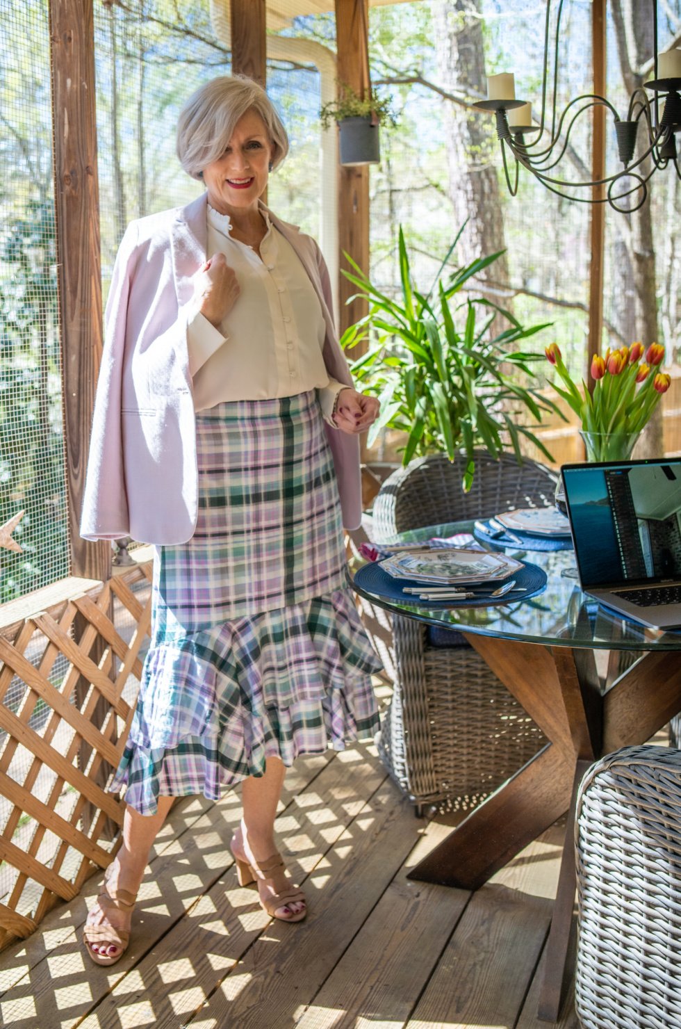 how to host a virtual dinner party