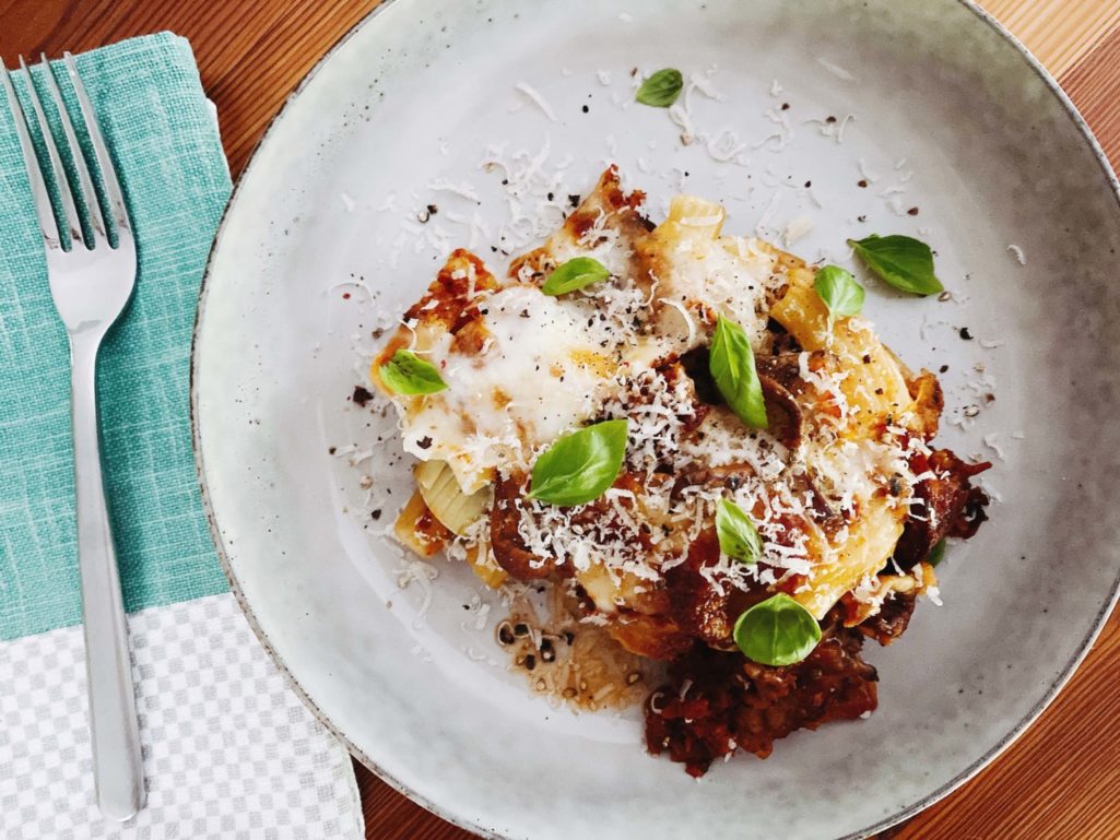 how to make baked rigatoni | kelly’s kitchen