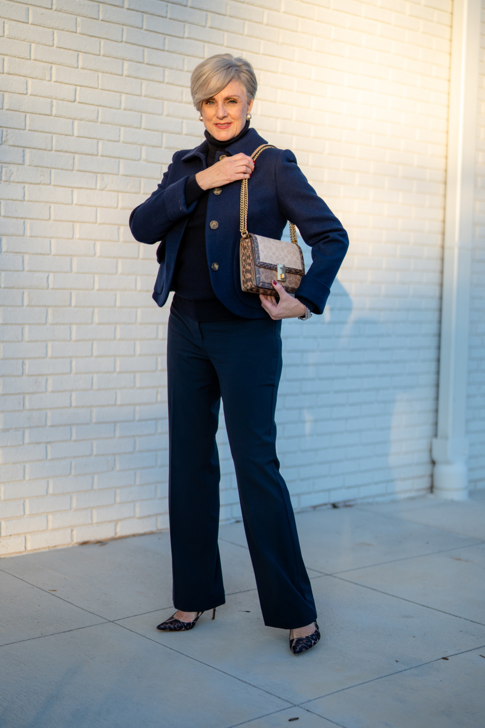 monochromatic outfit idea