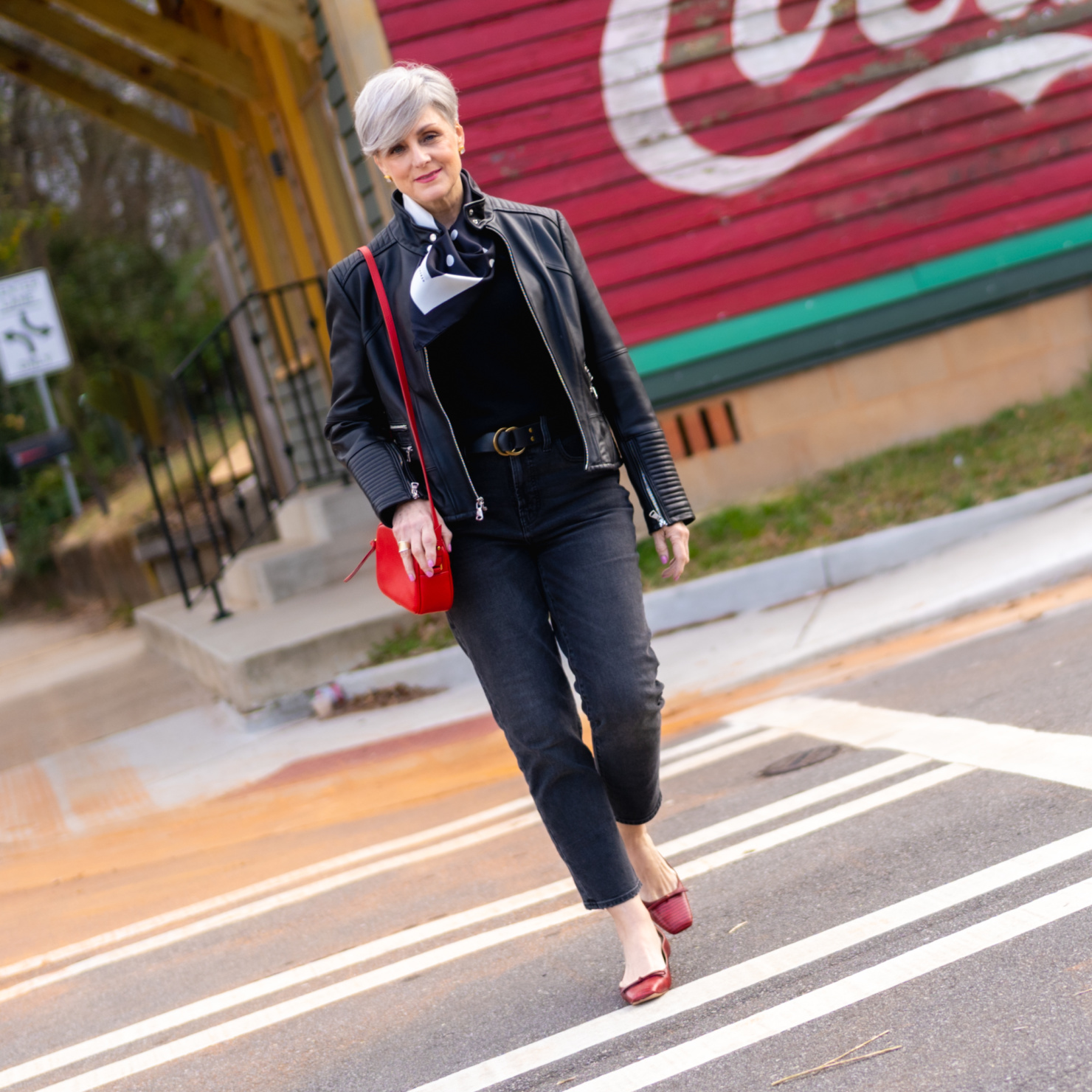 how to wear a moto jacket