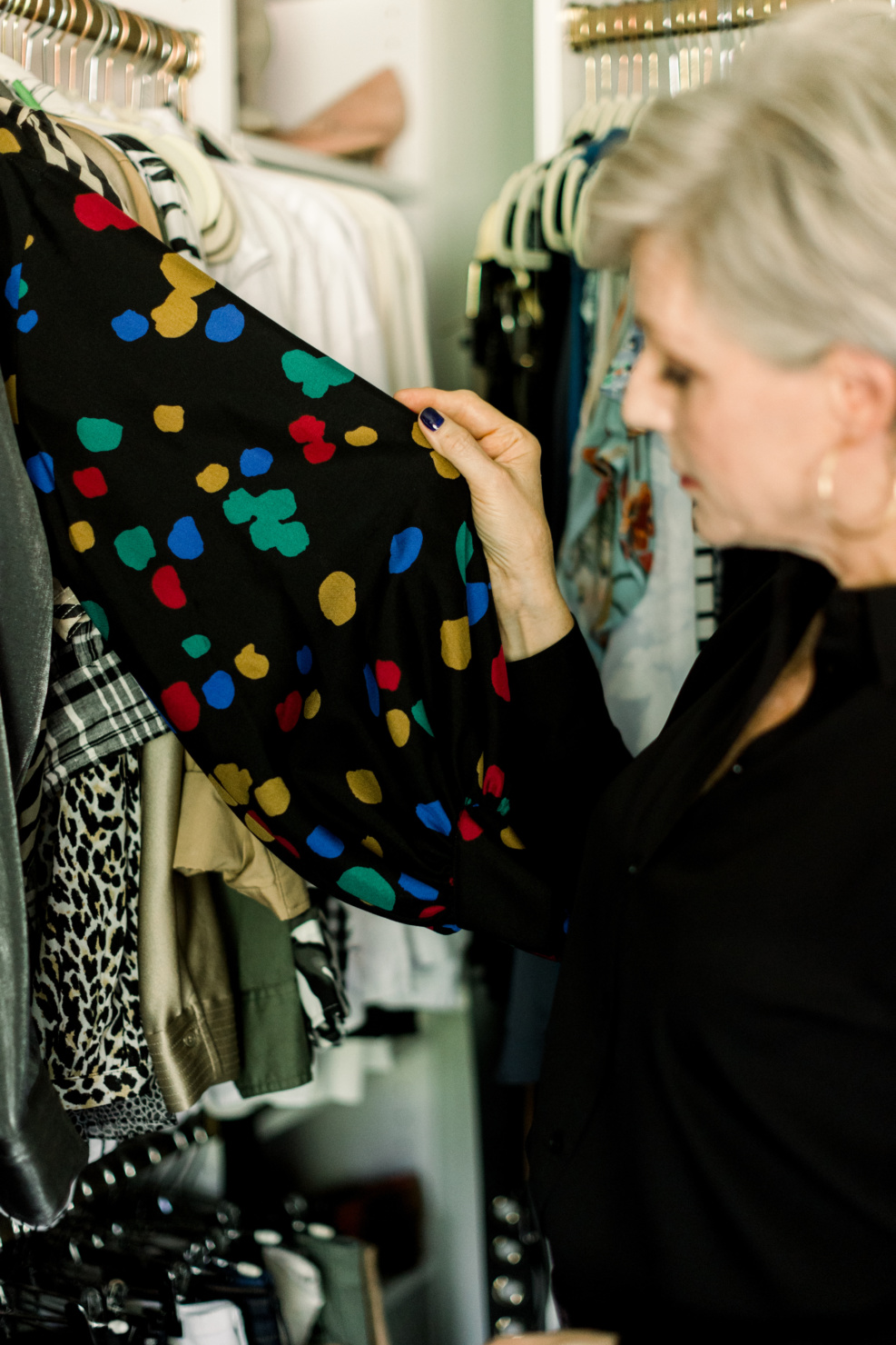how to clean your closet