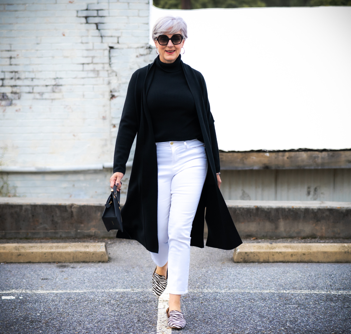 White jeans deals black turtleneck