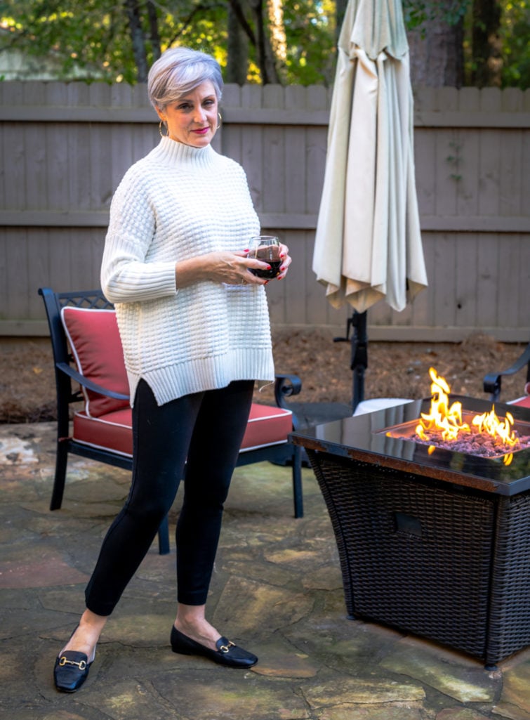 How to Wear Leggings After 50