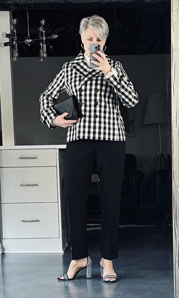 Daily Look 3.6.22
