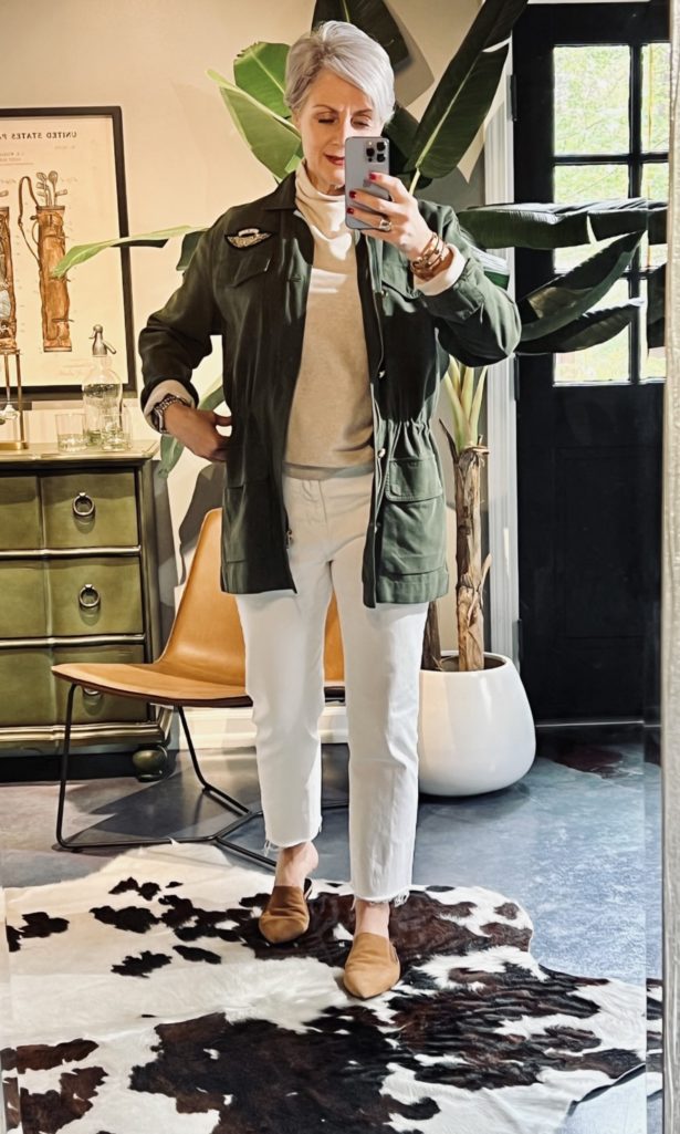 Daily Look 4.10.22