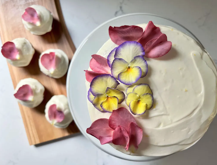 lemon cake lemon frosting