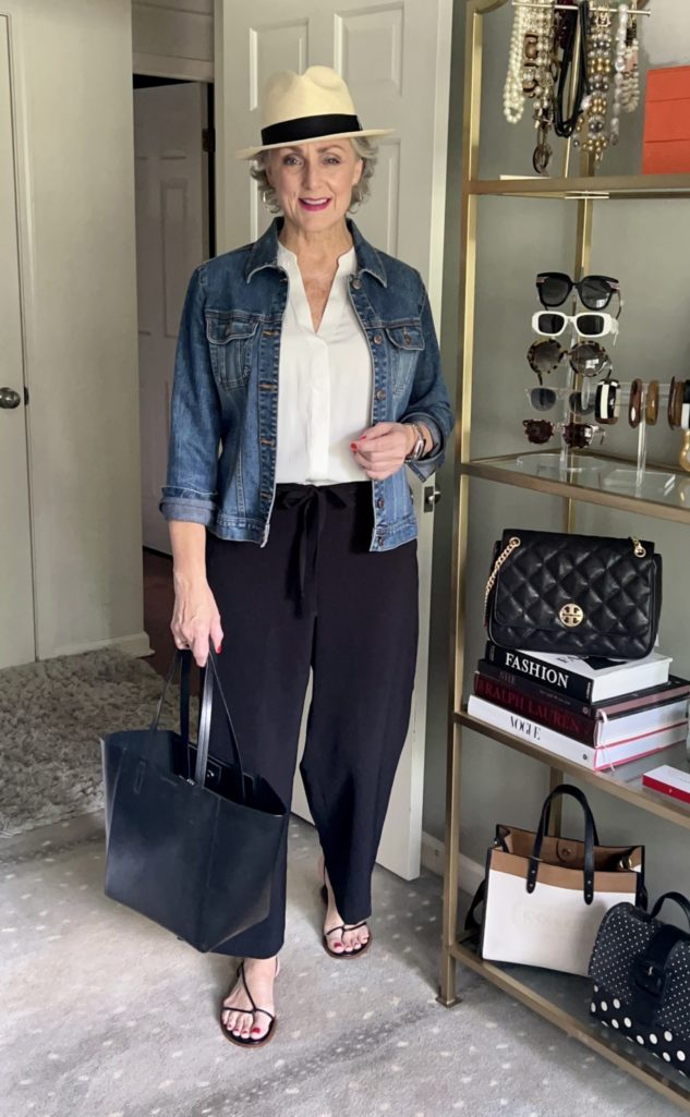 Daily Look 7.3.22
