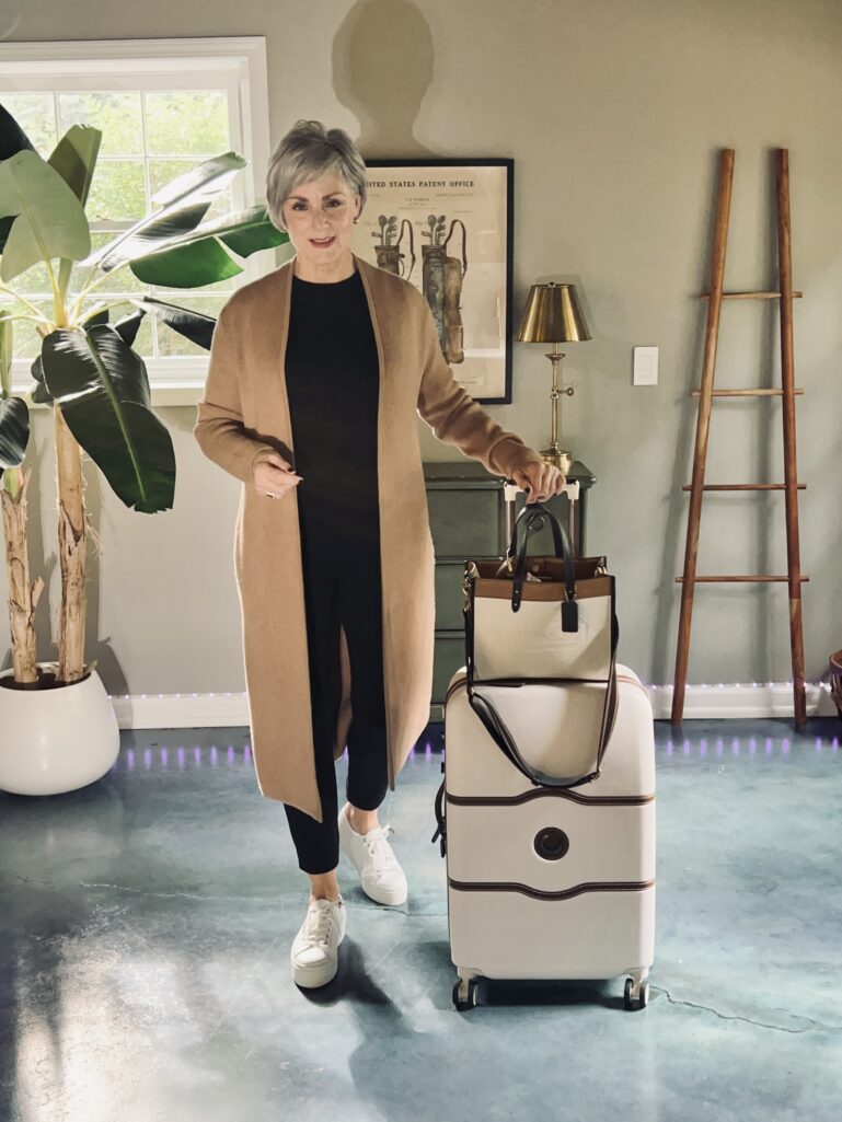 Daily Look 10.14.22