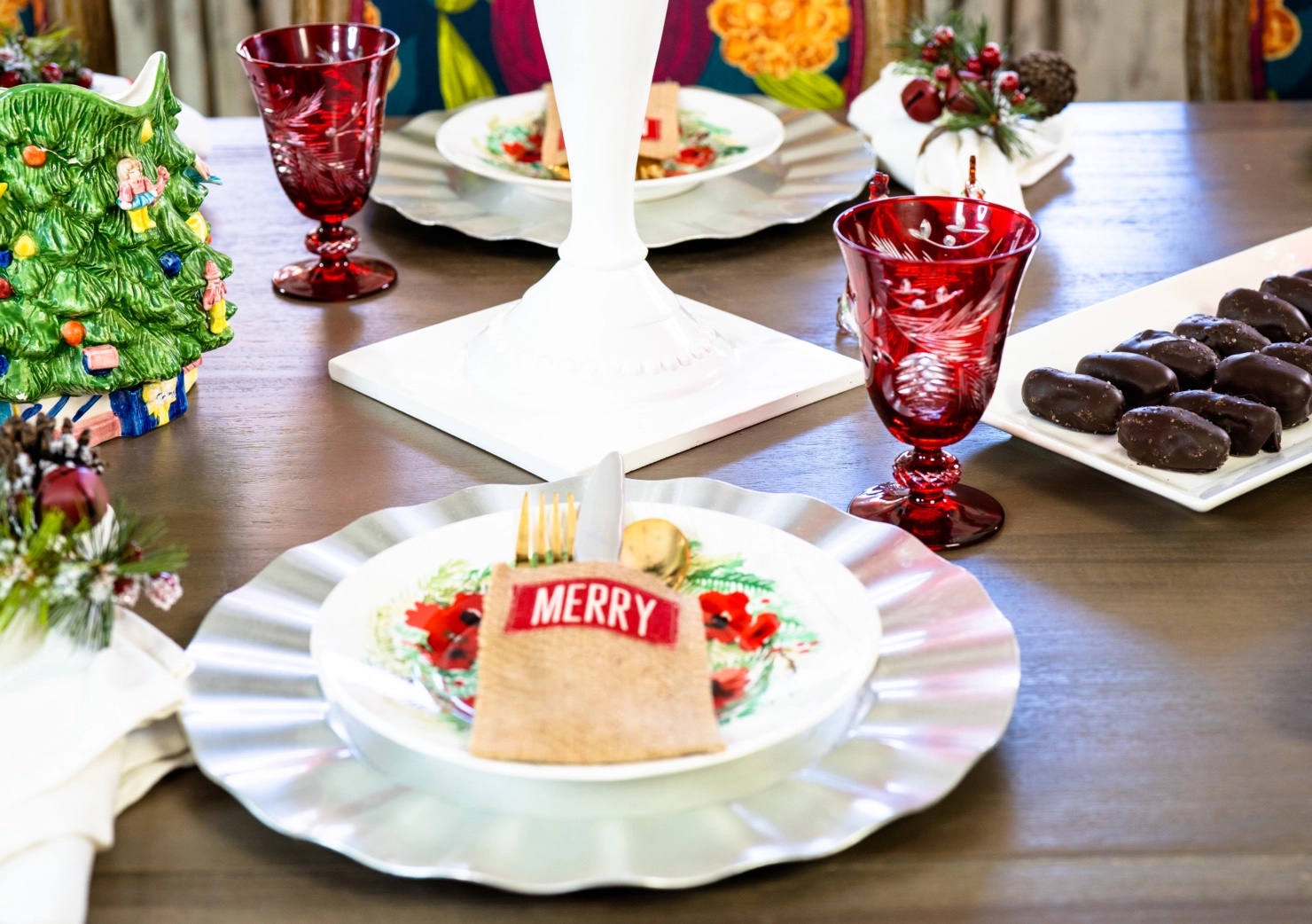 Christmas Tablescape How I'm Decorating for the Holidays