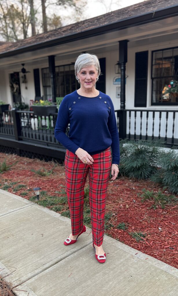 Daily Look 12.8.22