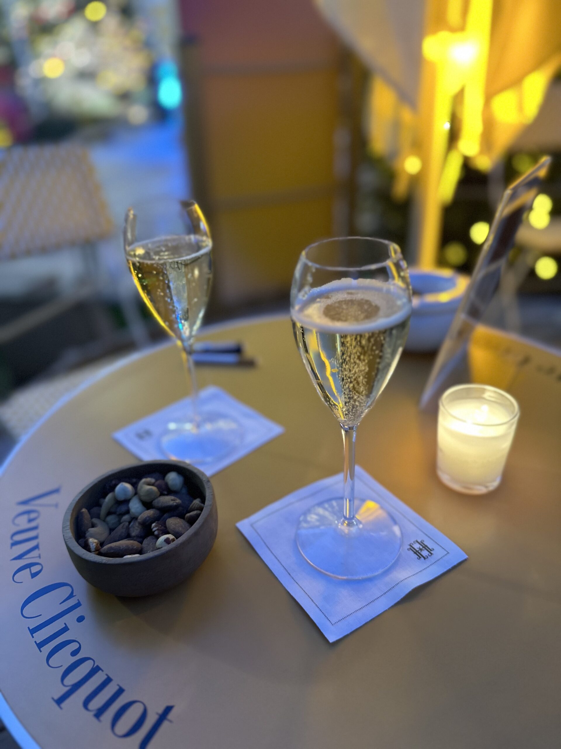 Champagne _ Oysters in Monte Carlo