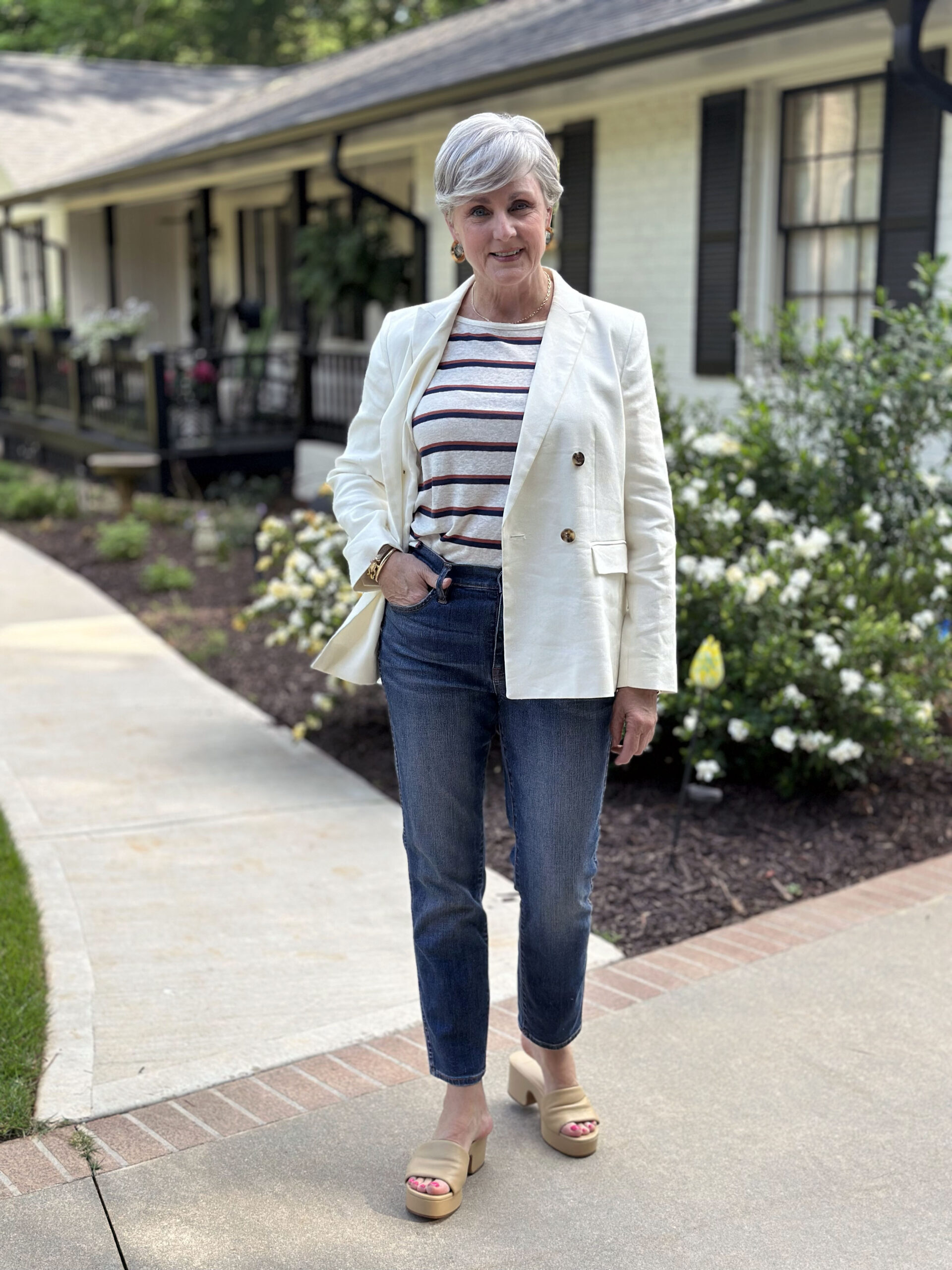 straight leg jeans outfit