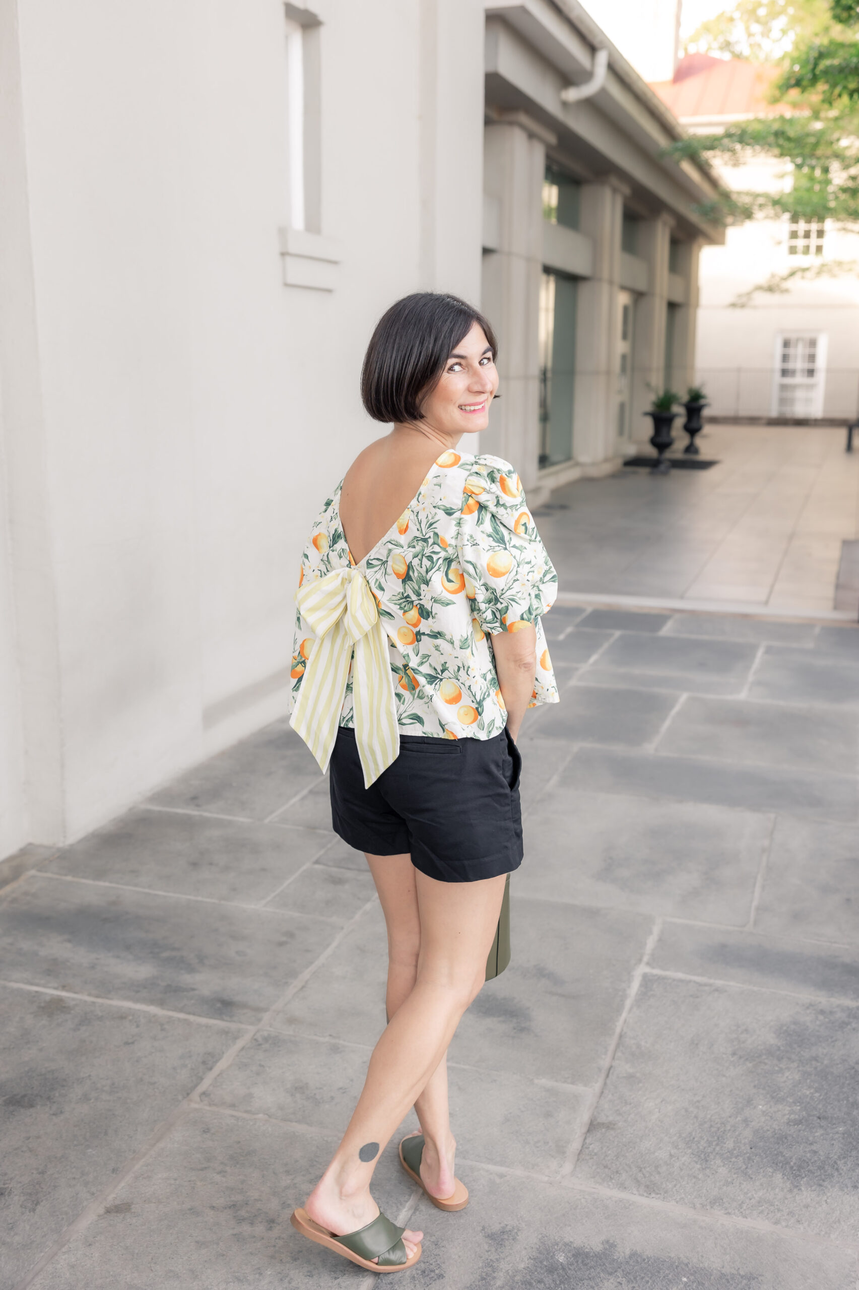 bow back swing blouse