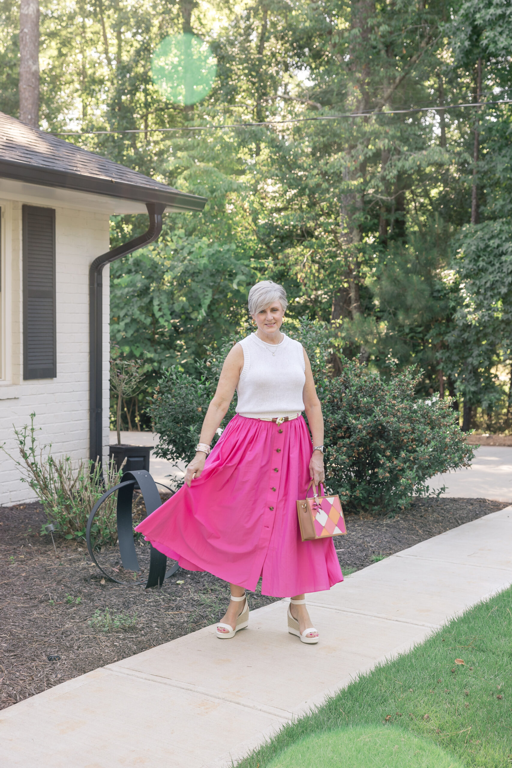 5 Reasons Every Woman Should Own a Skirt