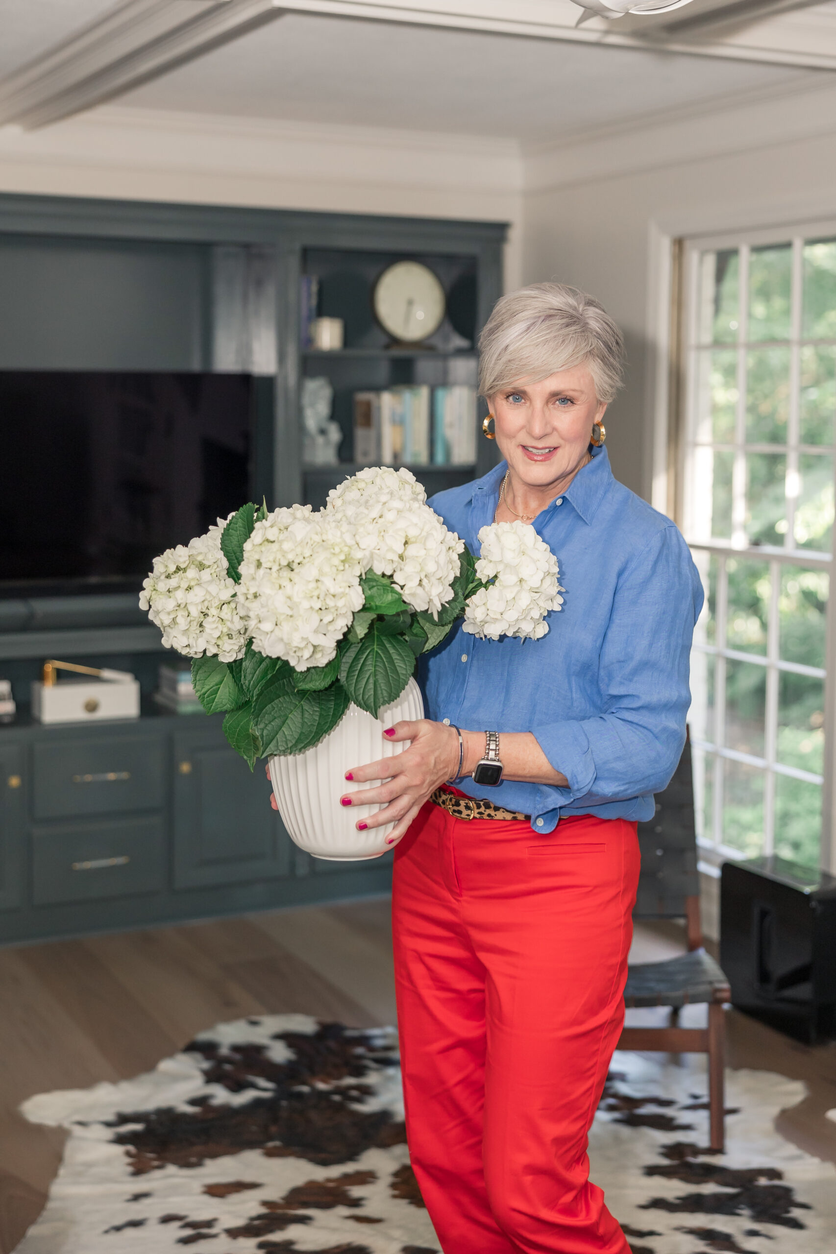 Beth SAACA | June + July 2024 Red Pants Summer fashion
