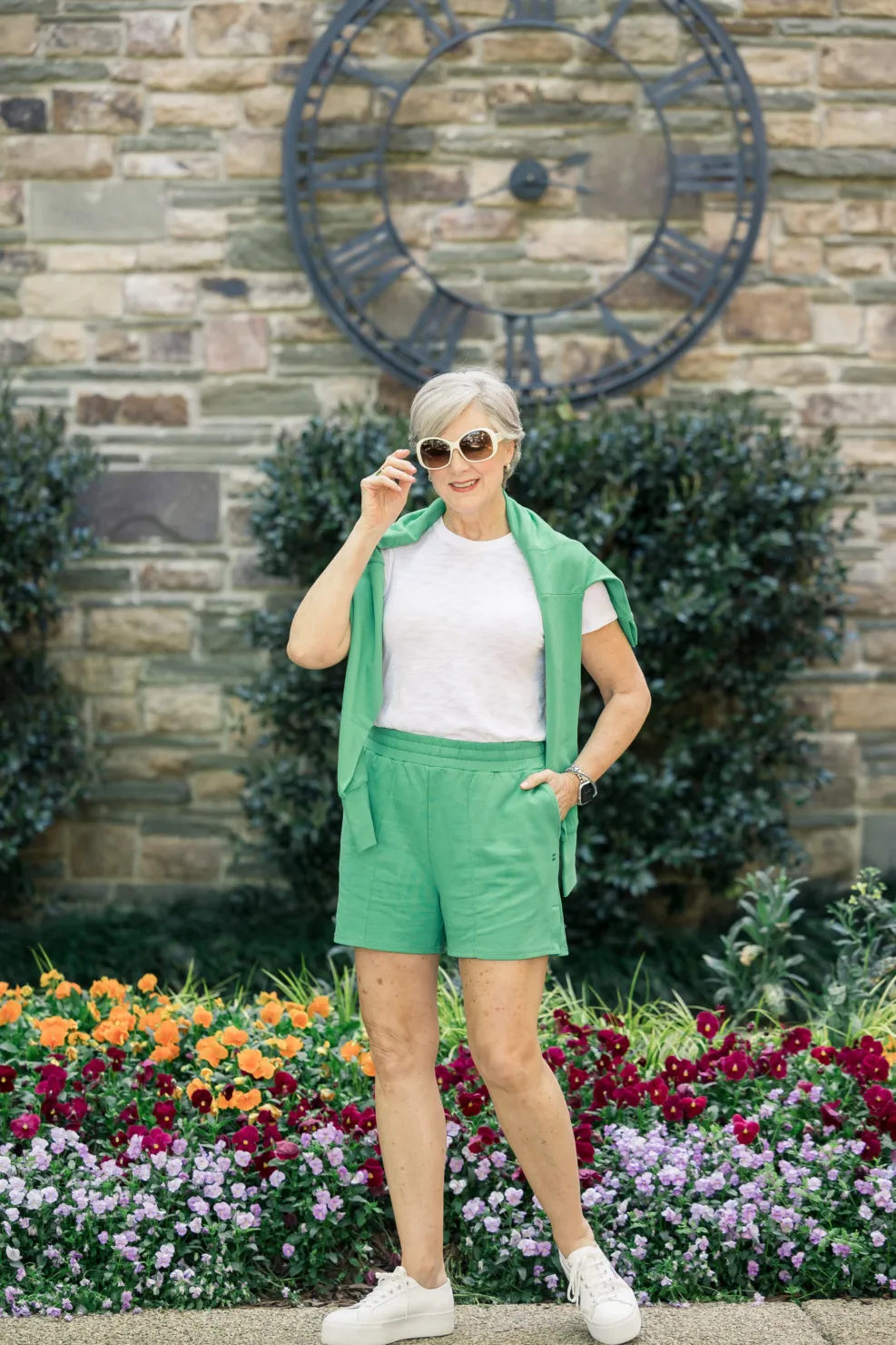 superga-2 summer shorts outfit