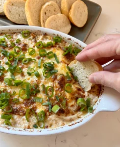 Hot and Cheesy Crab Dip – A Perfect Thanksgiving Appetizer