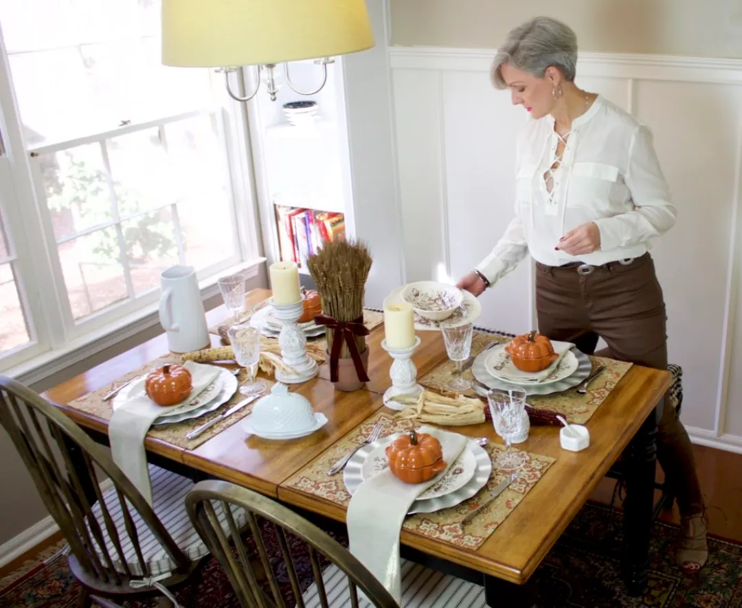 Thanksgiving Table5