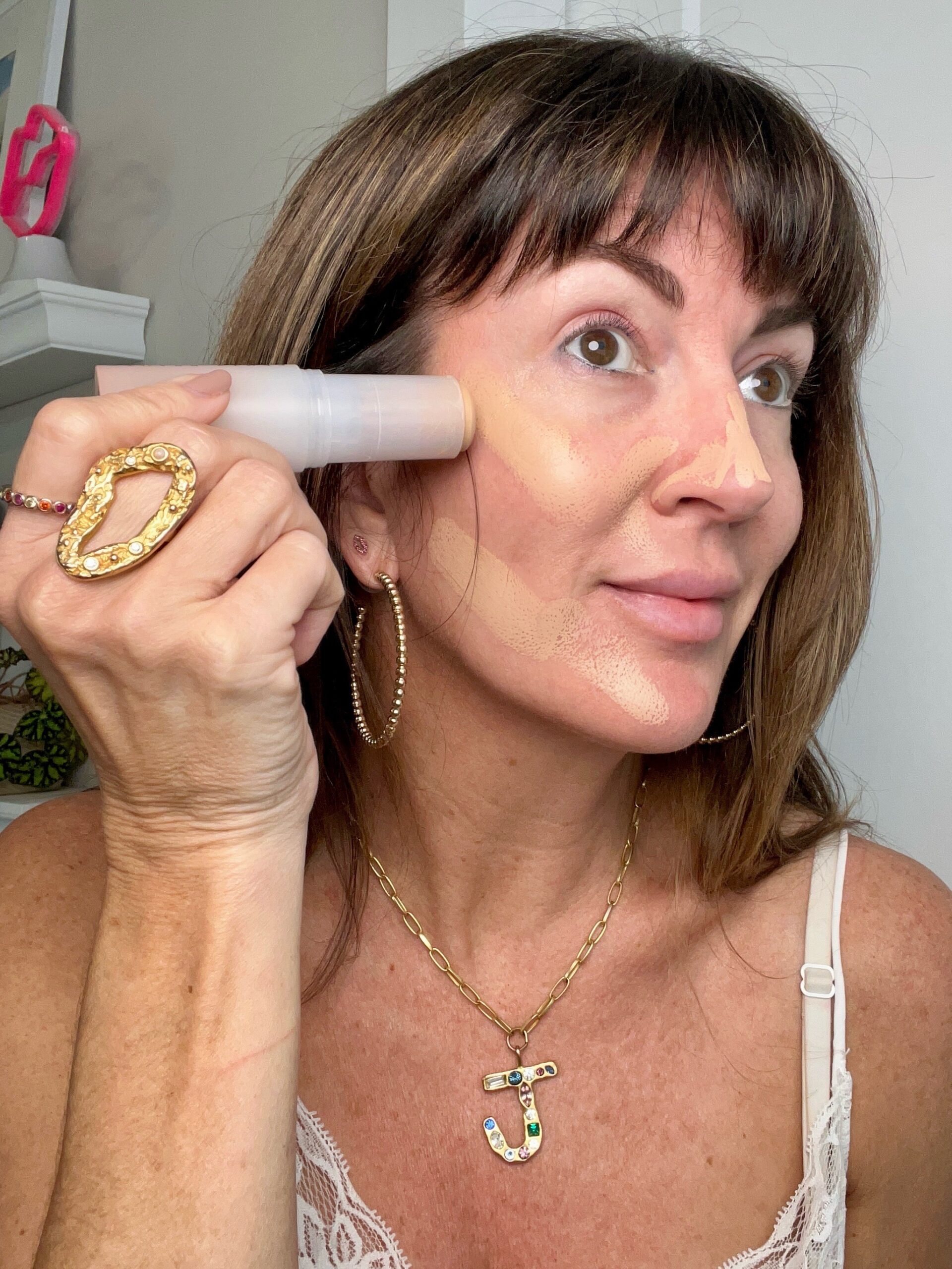 Fenty Beauty Eaze Drop Stick Blur + Smooth Tint stick
