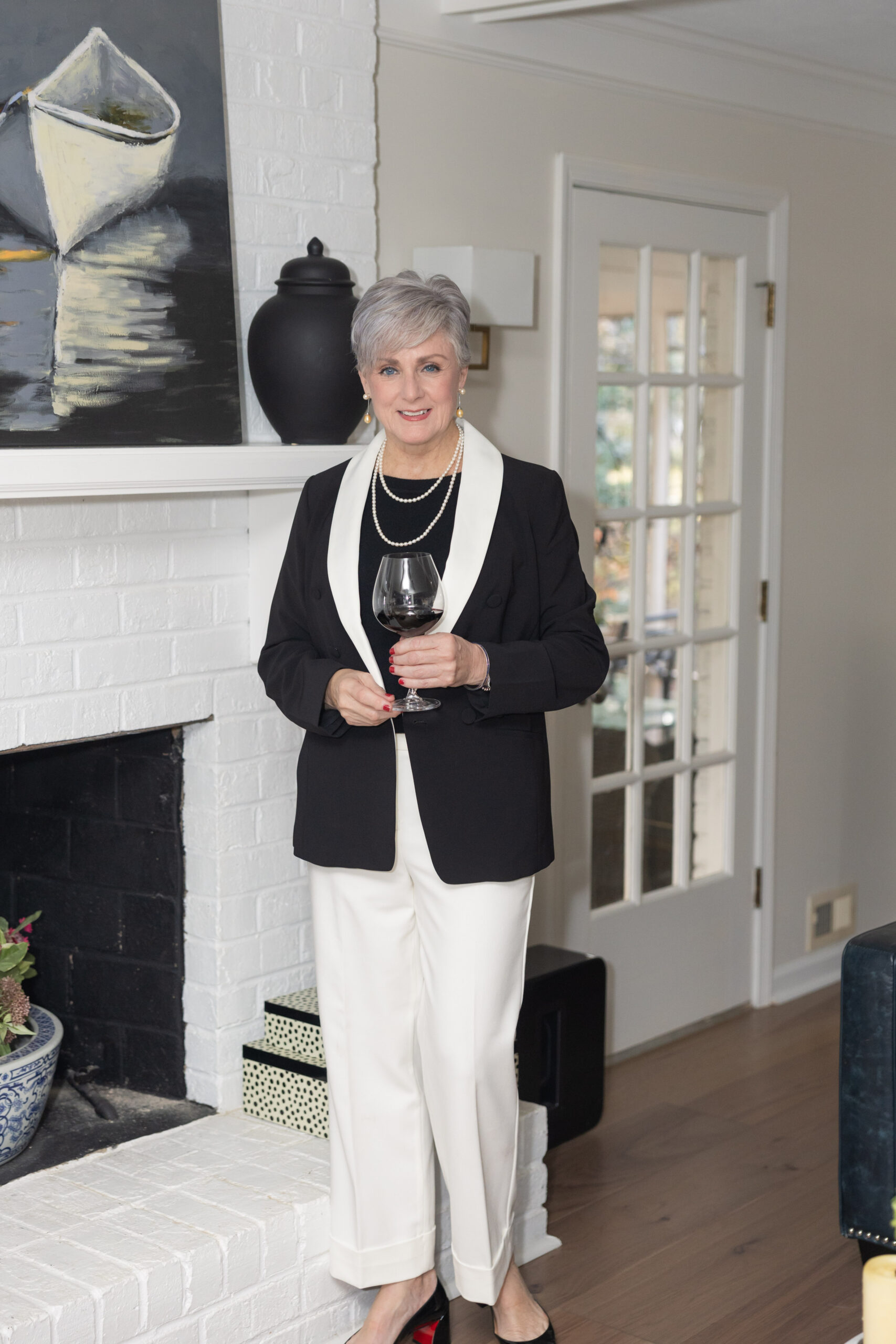 Beth SAACA | November + December 2024 Day and Night Holiday Outfits