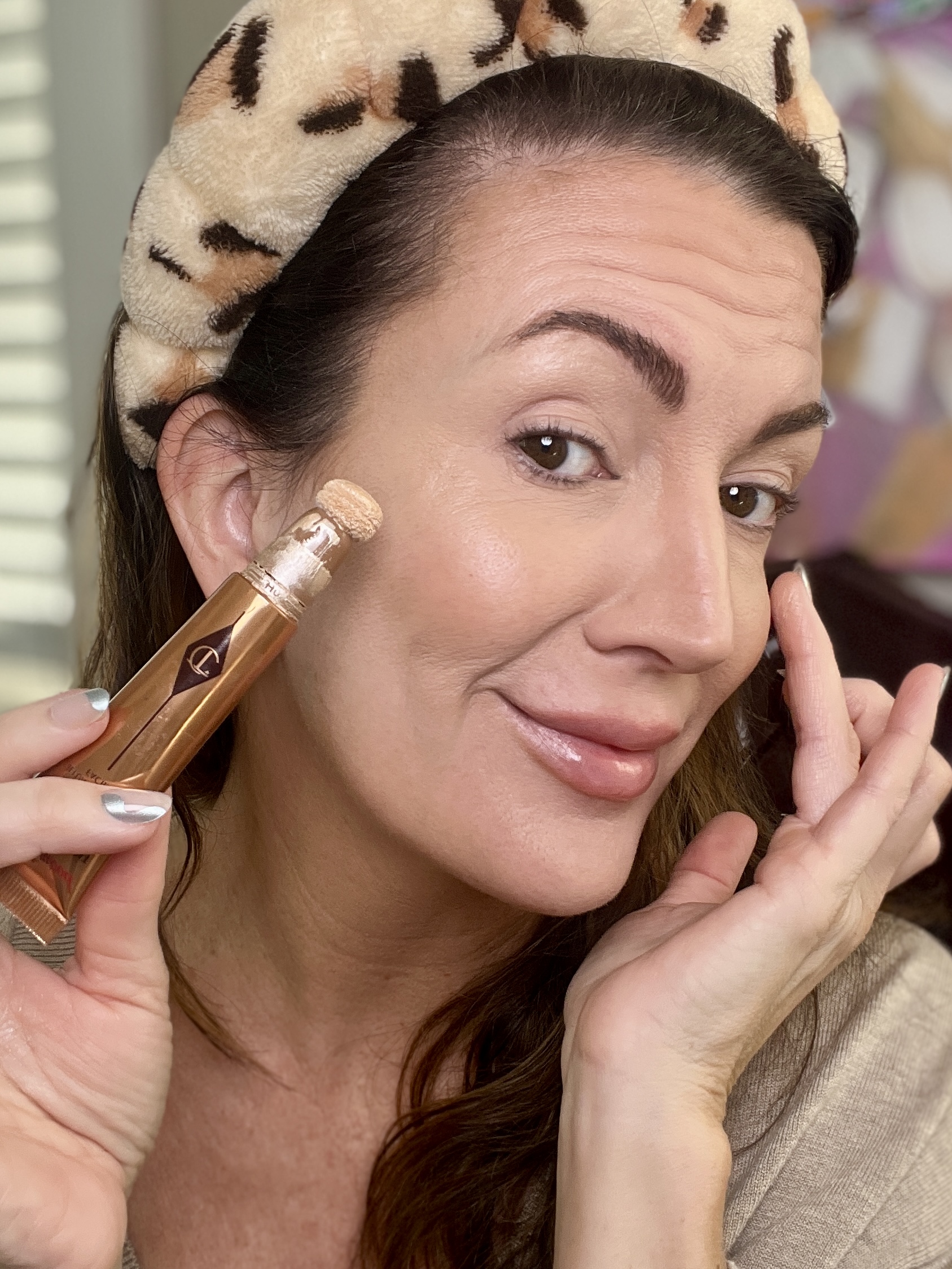 Contour and Highlight: The Art of Enhancing Your Features