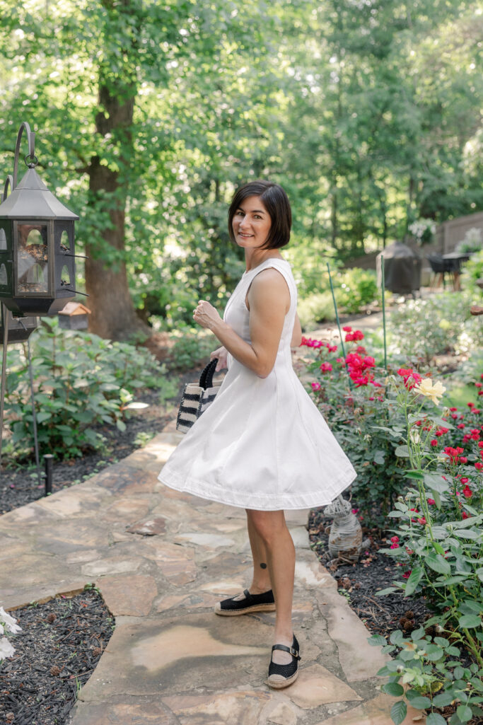 summer style, summer dress, petite fashion, white denim, striped bag, perfect shoes