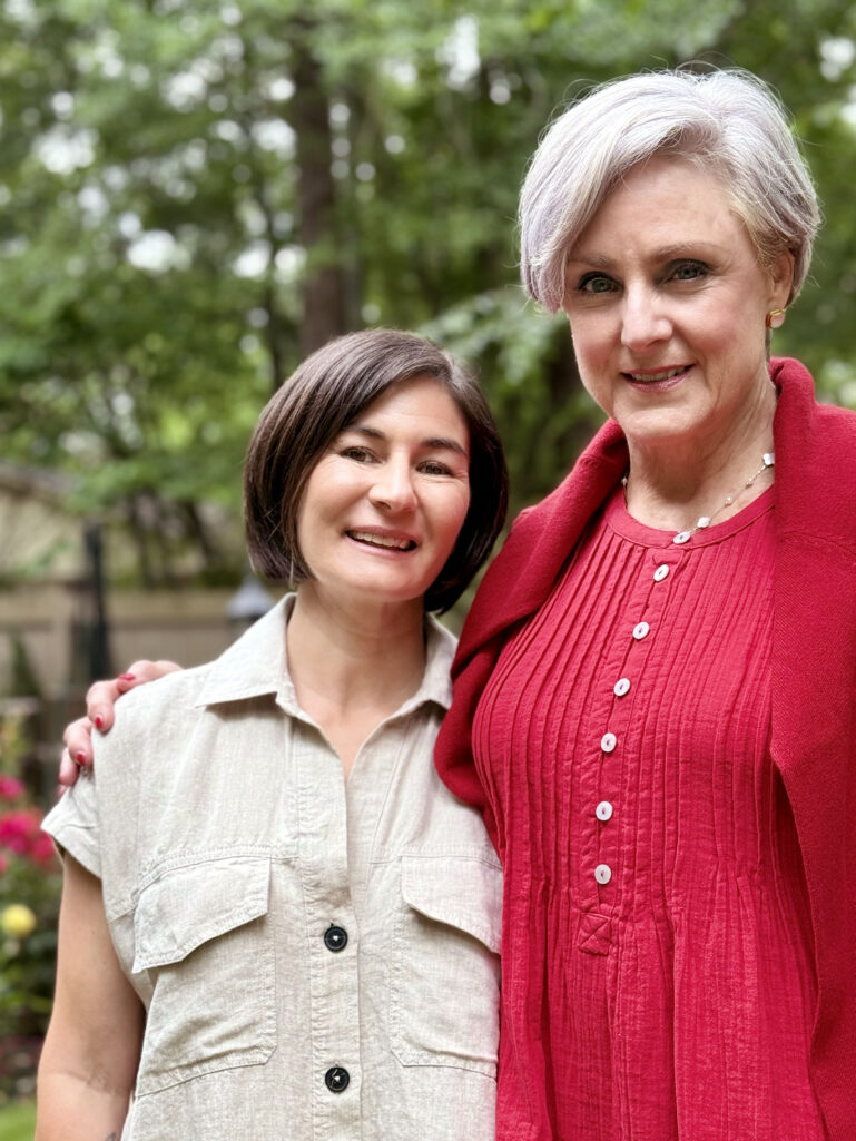 Fridays with Oscar: Strawberry Shortcake, Elderflower Cocktails & Weekend Style in Full Bloom
