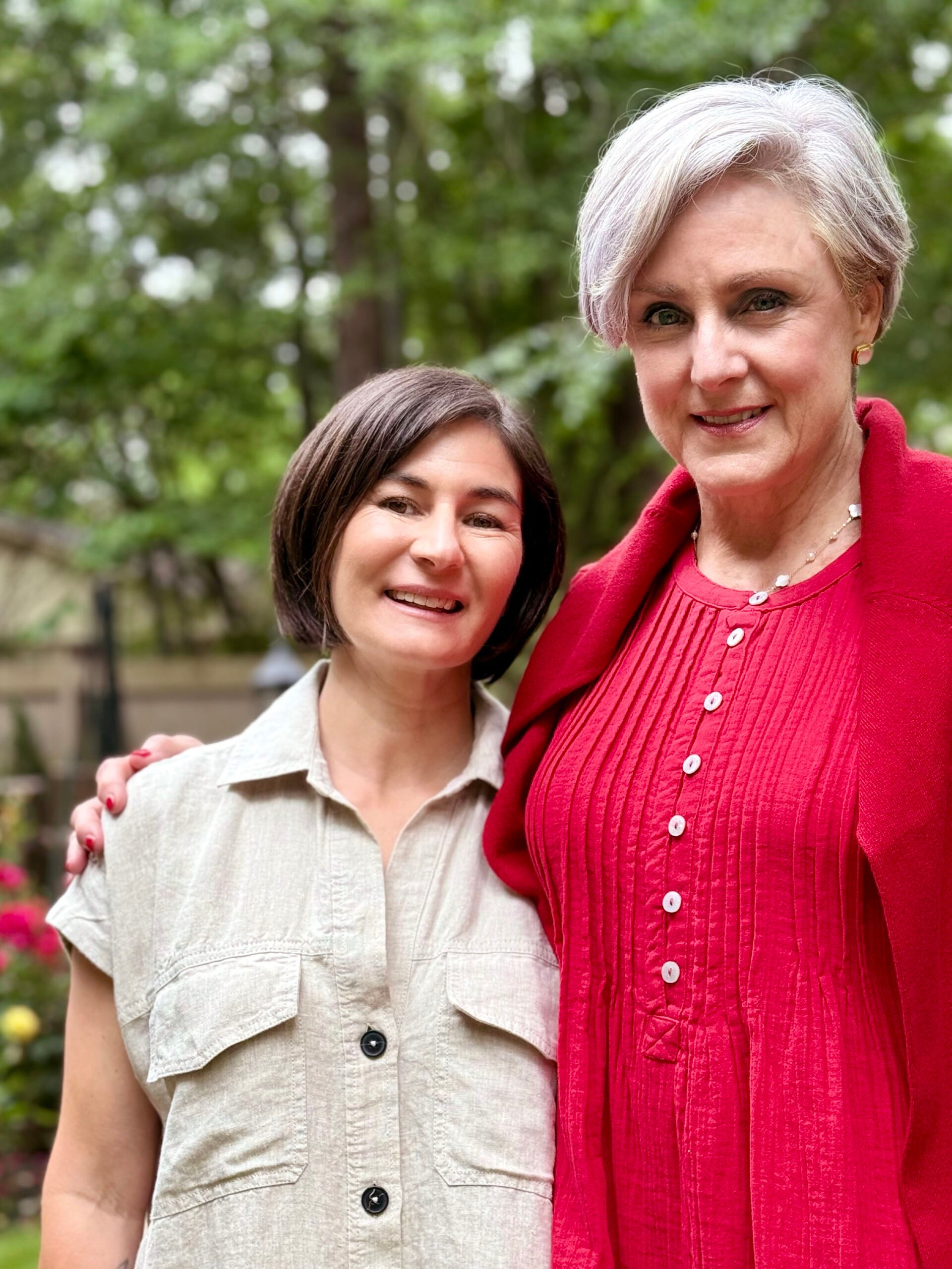 Fridays with Oscar: Strawberry Shortcake, Elderflower Cocktails & Weekend Style in Full Bloom