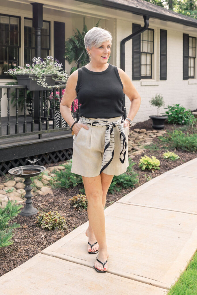 Style Spotlight: The Fashion Accessories Everyone’s Wearing Right Now