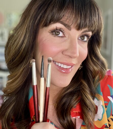 The 8 Makeup Brushes I Can’t Do My Face Without, As a Pro Makeup Artist