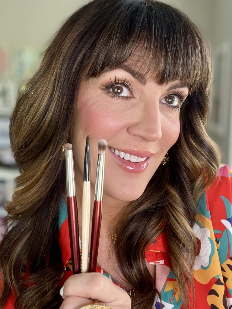 The 8 Makeup Brushes I Can’t Do My Face Without, As a Pro Makeup Artist