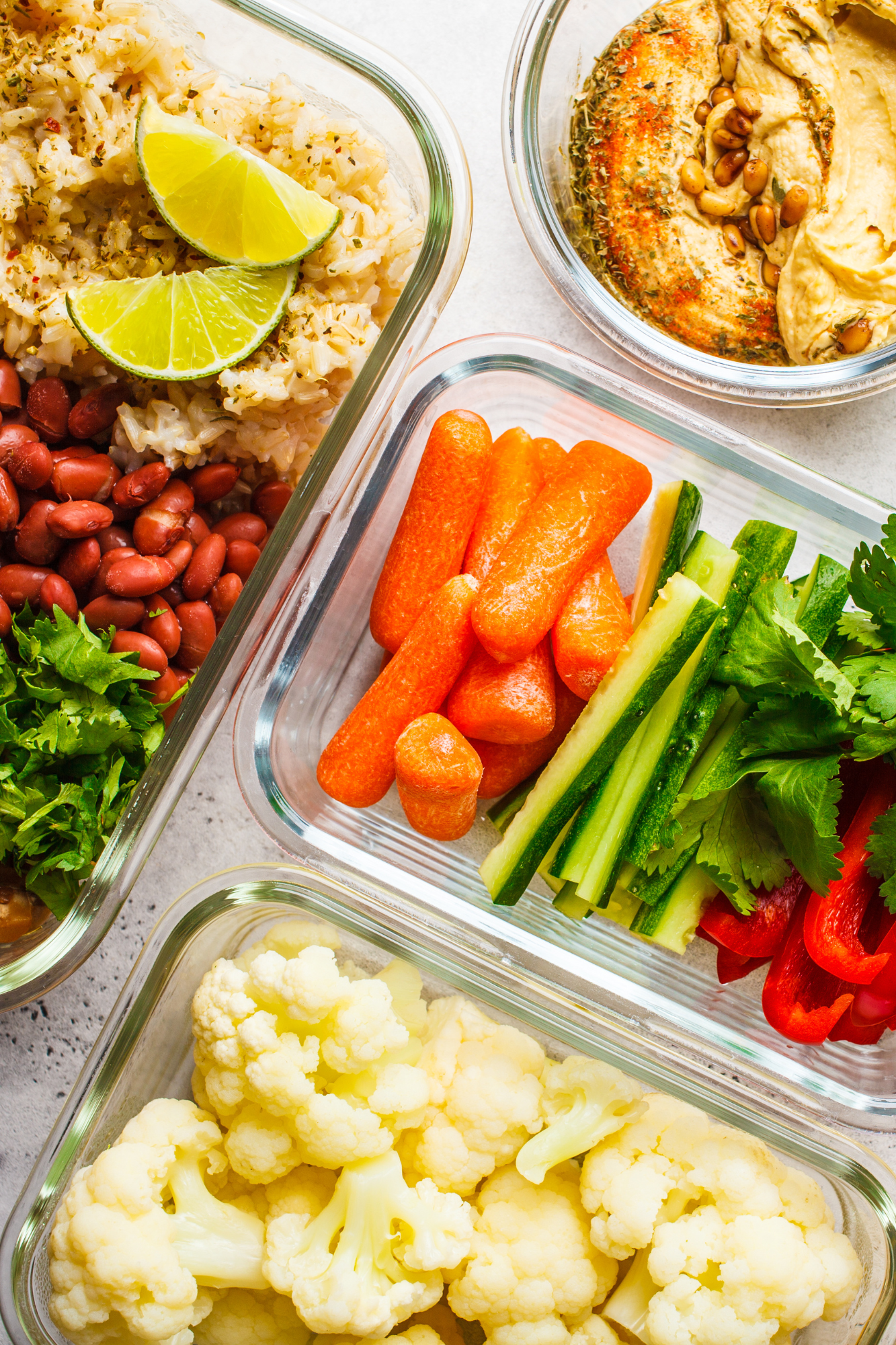 Pack It Perfectly: Stylish Food Storage for Summer Picnics & Outdoor Dining