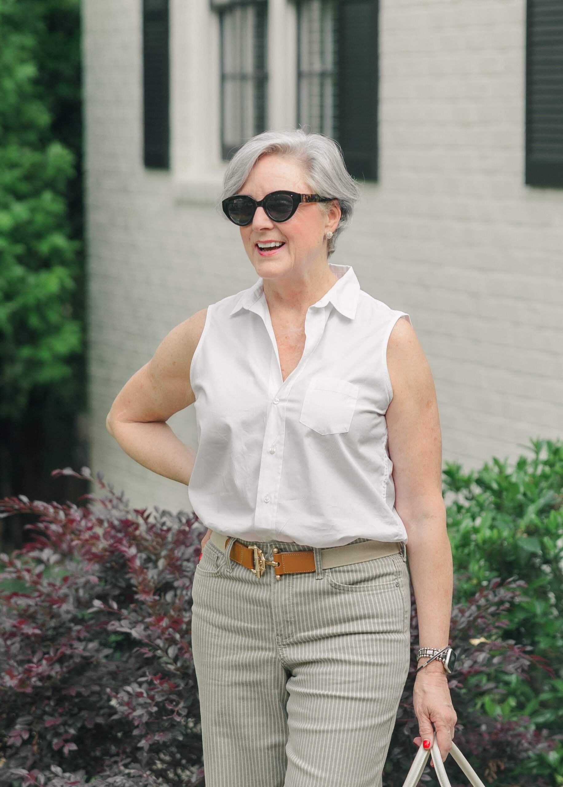 Wide-Leg Pants Styling Guide for Women 50+: Casual to Sophisticated Looks